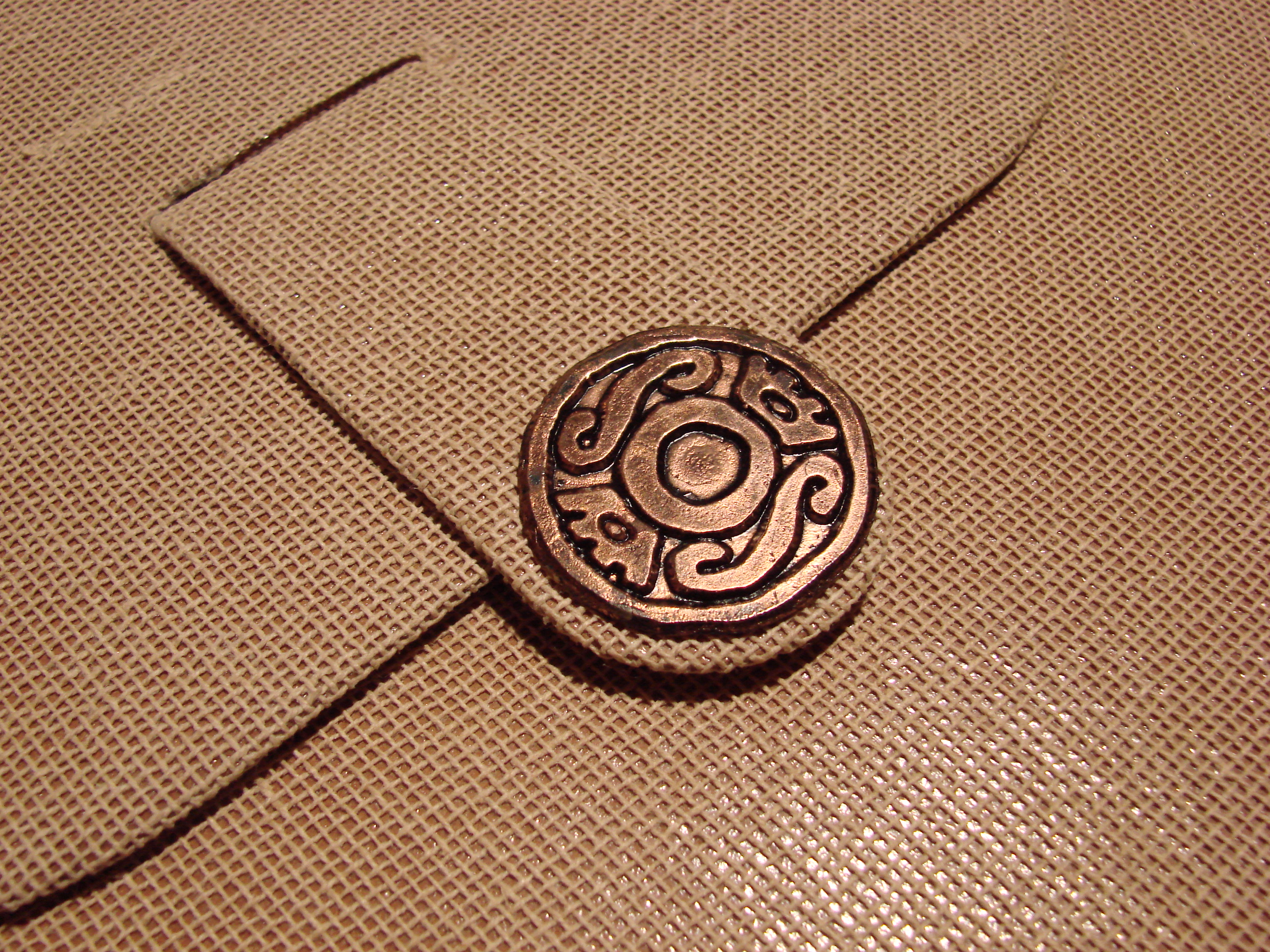 Estuches en tela de yute y papel amate